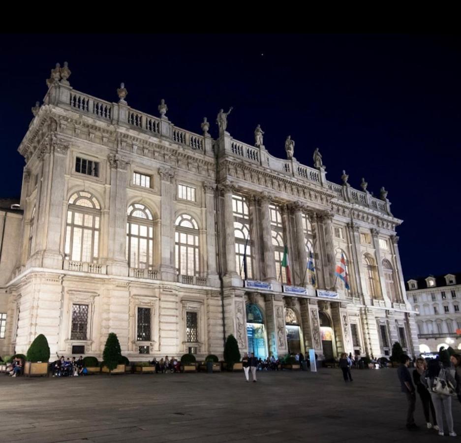 Appartamento Torino Centro Turim Exterior foto