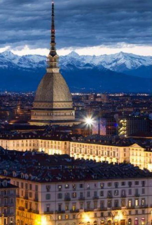Appartamento Torino Centro Turim Exterior foto
